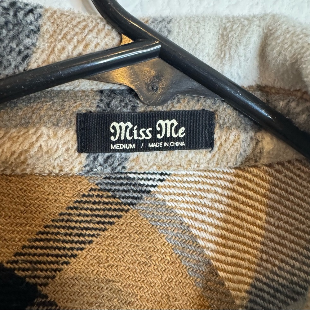 Miss Me brown plaid thick button fleece jacket size medium - Picture 4 of 6